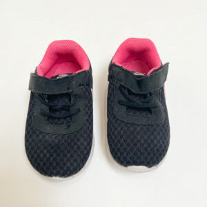 Sneakers zwart/roze velcro Nike maat 23,5