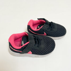Sneakers zwart/roze velcro Nike maat 23,5